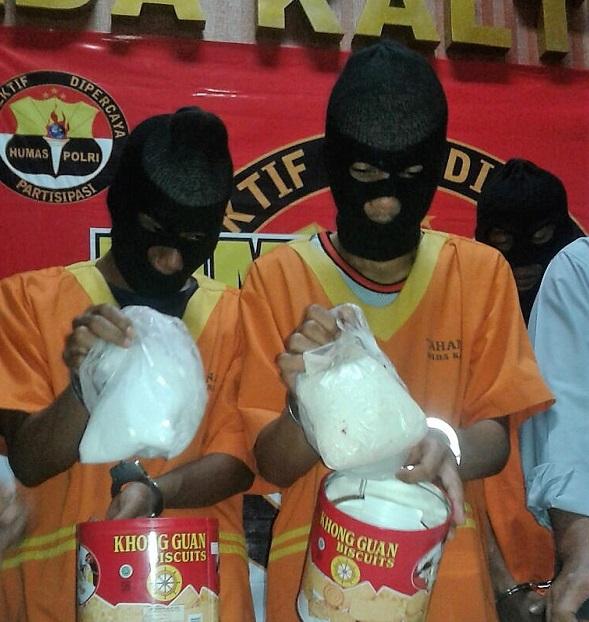 Disamarkan dalam Kaleng Biskuit, Polda Kaltim Sita Sabu 1 Kg asal Tawau