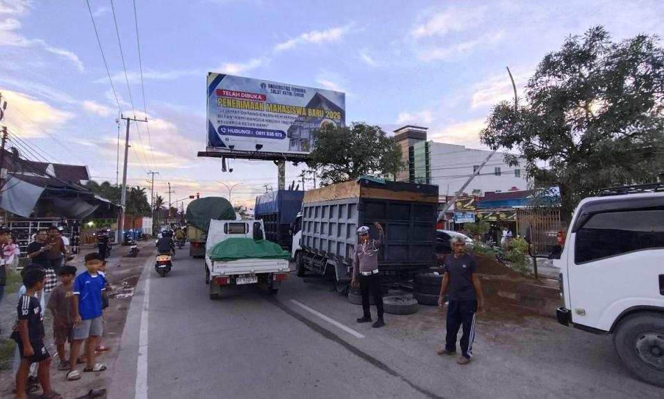 Dump Truck Ambruk Saat Diperbaiki di Sangatta: Satu Orang Tewas, Polisi Buka Penyelidikan