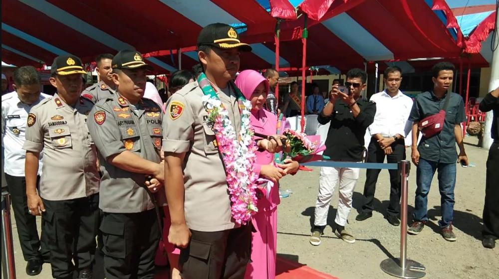 Suasana Haru Warnai Pisah Sambut Kapolres Bone