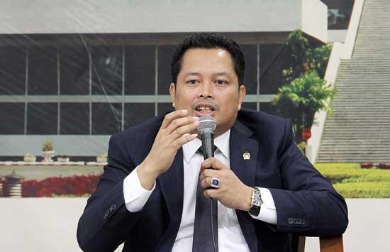 MAHYUDIN AKUI PRIHATIN AKAN SIKAP KONSUMTIF MELANDA INDONESIA