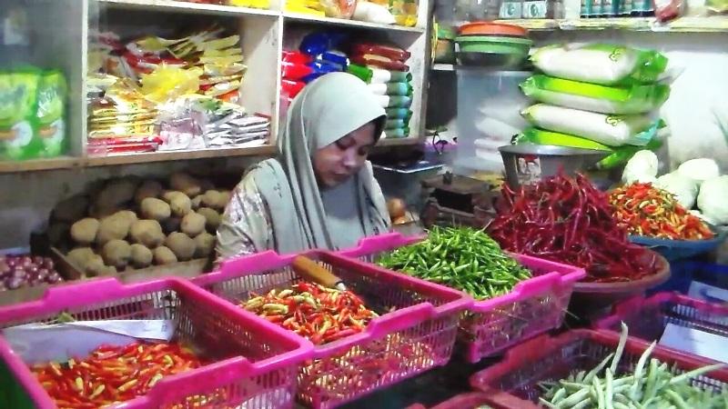 Makin Pedas !!! Harga Cabai Meroket Rp 140 ribu
