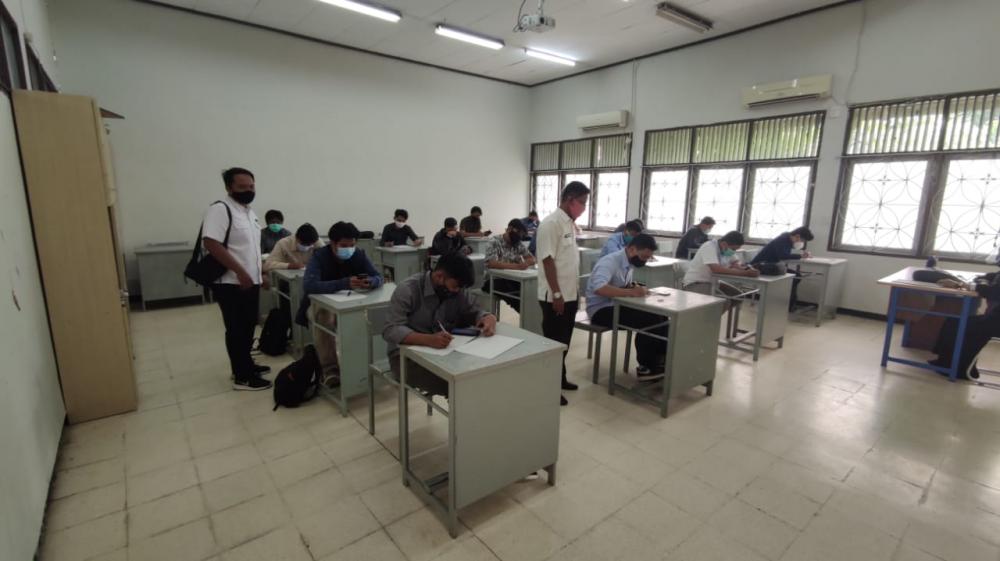 Disnaker Bontang Pantau Proses Seleksi Penerimaan Operator PT KNE