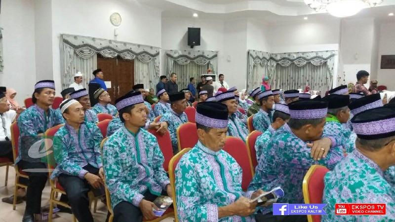 WALIKOTA NENI SAMPAIKAN PETUAH KEPADA CALON HAJI BONTANG
