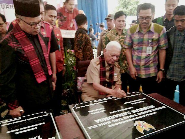 Gubernur Kaltim Resmikan 11 Proyek Infrastruktur