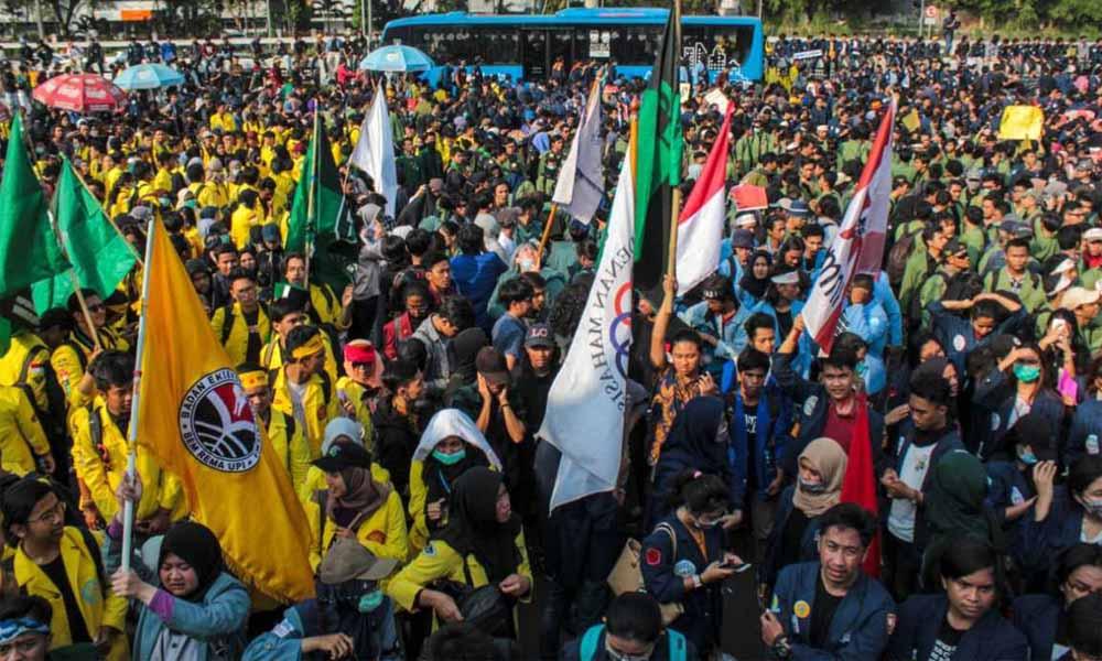 BEM SI Ancam Kembali Turun ke Jalan Jika Perppu Tak Diterbitkan