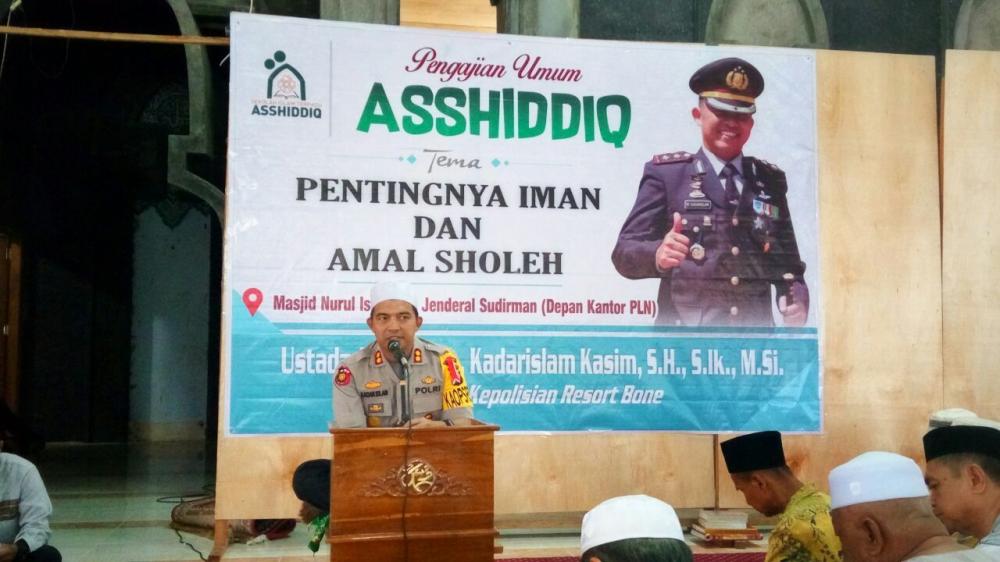 Hadiri Pengajian, Kapolres Bone Sampaikan Pentingnya Pendekatan Agama 