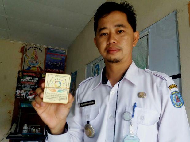 Kelurahan Belimbing Bagikan 100 Paket Sembako ke Dhuafa dan Yatim Piatu