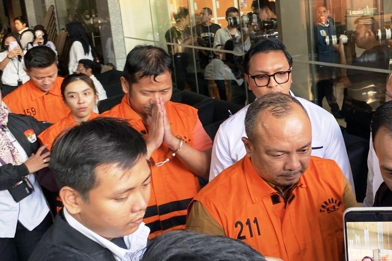 KPK Tahan Lima Tersangka OTT BNPB, Sekretaris Utama Lolos?