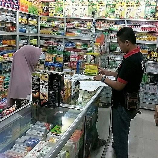 Polisi Sambangi 16 Toko Obat dan Apotek di Bontang