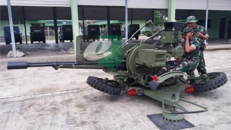MABES TNI AD PERIKSA KELAYAKAN ALUTSISTA DEN ARHANUD RUDAL 002 BONTANG