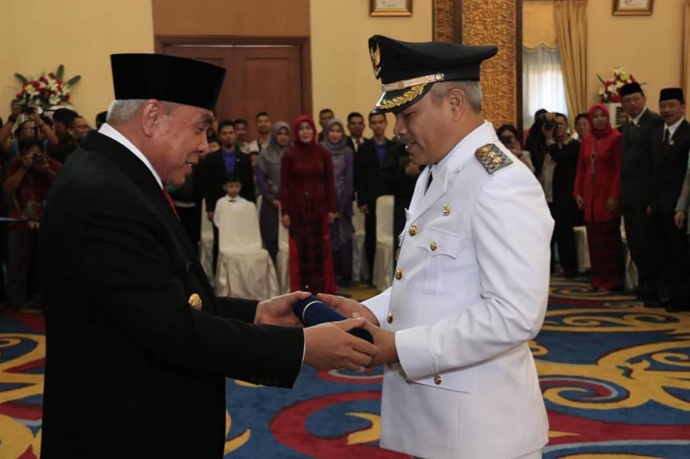 Gubernur Lantik Wawali Kota Samarinda Pengganti Nusyirwan