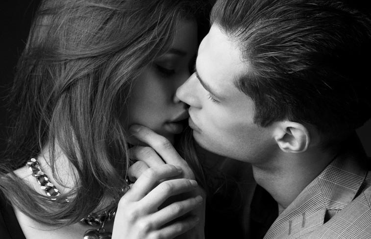 French Kiss dengan Seorang Perokok Aktif Sangat Berbahaya