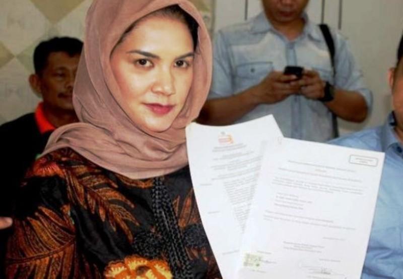 KPK Panggil Donna Faroek dan Kurir Uang Suap Izin Tambang Kaltim