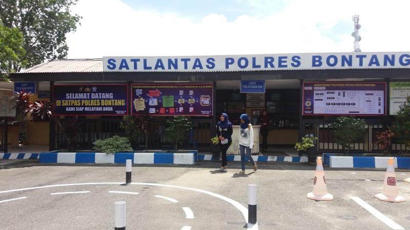 3 LAKALANTAS, 4 ORANG MENINGGAL DUNIA