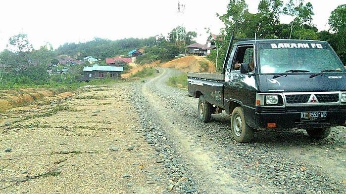 Jalan Penghubung Ujoh Bilang dengan Long Melaham Segera Disemen