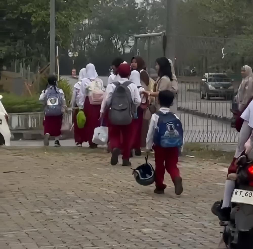 Dikeluhkan Wali Murid, Yayasan Vidatra Akhirnya Revisi Aturan Antar-Jemput Siswa