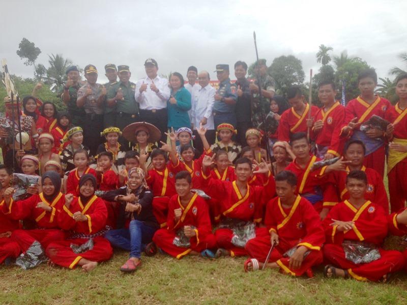 Fasilitas Minim, Atlet Bela Diri di Mahulu Pakai Halaman Sekolah untuk Berlatih