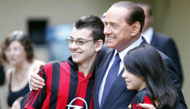 AC Milan Resmi Dimiliki Investor Cina, Simak 5 Fakta Penting Ini