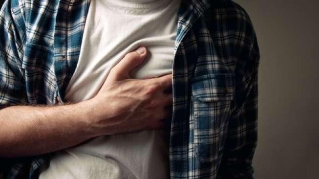 Awas, Berkeringat Tanpa Aktivitas Tanda Penyakit Jantung