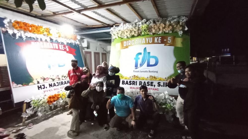 Ultah ke-5 FJB, Edwin : Saya Harap Semua Wartawan Bontang Berkompeten