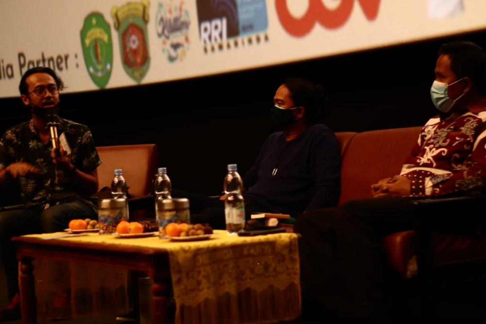 Dari HUT ke-30 Teater Yupa, Mengulas Eksistensi Komunitas Teater di Masa Depan