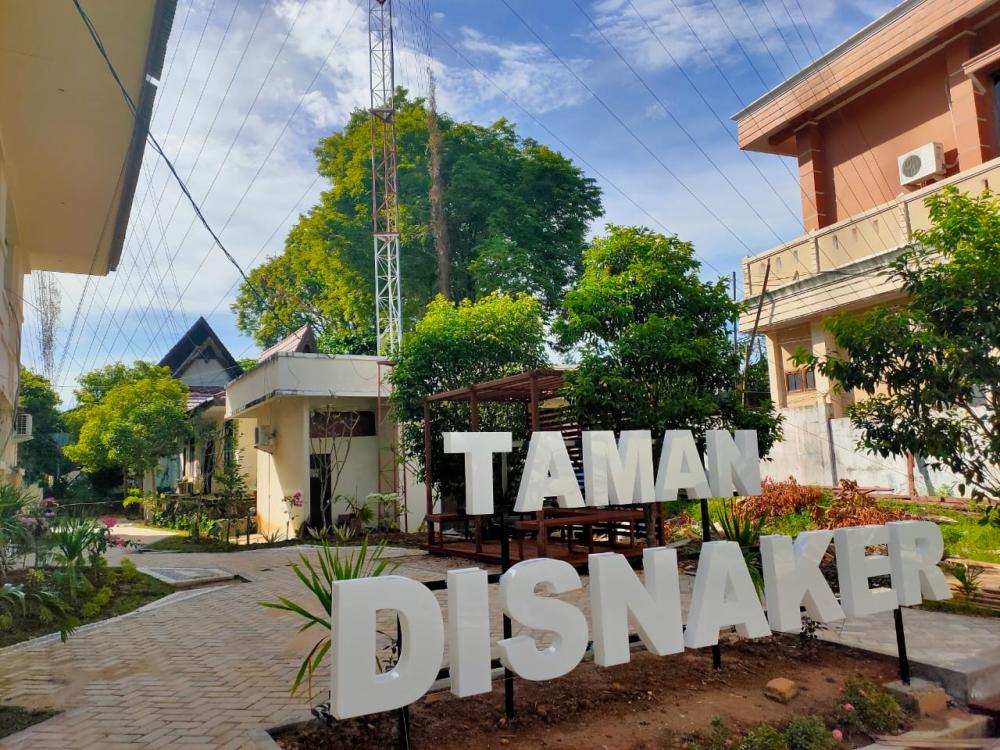 Tingkatkan Pelayanan, Disnaker Bontang Bangun Taman Internet Gratis