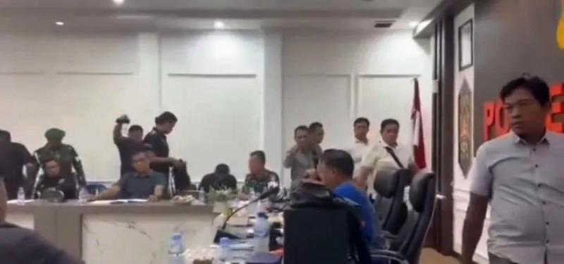 Cekcok TNI-Polisi di Kutai Barat: Dua Tim Mabes Dikerahkan