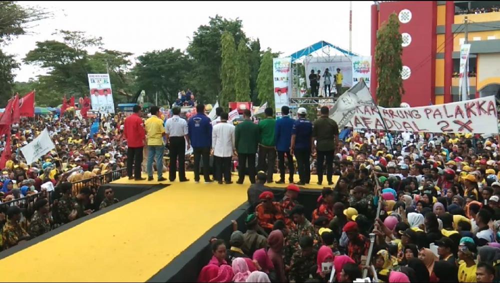 Orasi Politik, Ketua Nasdem Bone Sebut Pemilih Kotak Kosong Berotak Kosong