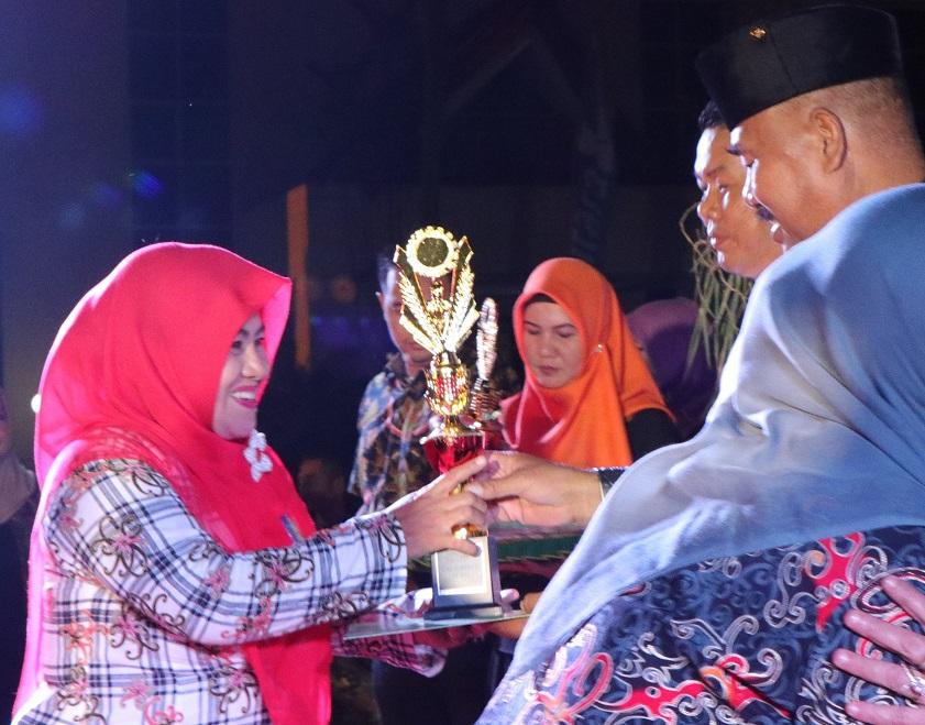 Kepsek Terbaik se-Kaltim Ungkap Rahasia Sekolahnya Juara 1 Budaya Mutu Nasional
