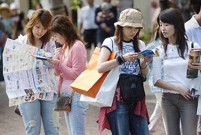 Indonesia-China Sepakat Tertibkan Pelaku Industri Pariwisata