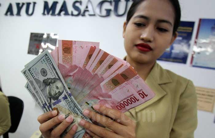Rupiah Tembus Rp 17 Ribu, Tenang Guys Ini Bukan Salah BI...