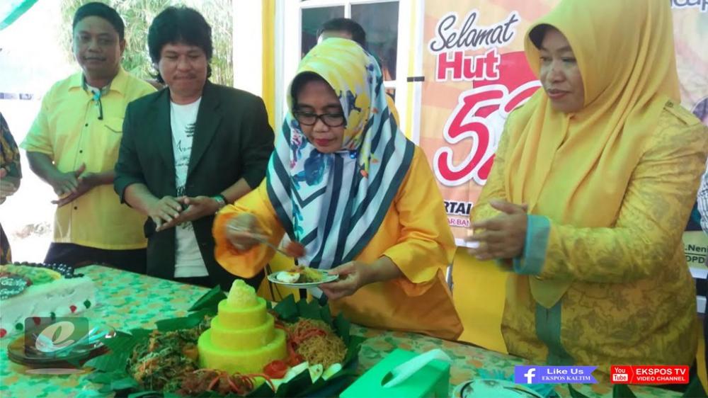 Peringati HUT Golkar Ke-52, Wali Kota Neni Minta Anak Yatim Doakan Golkar