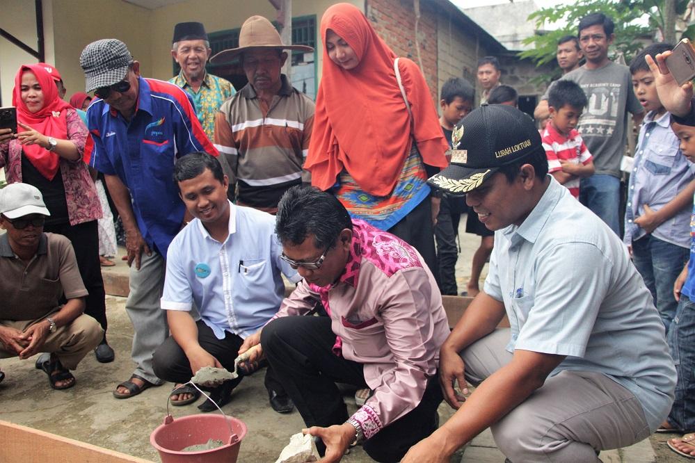 Peletakan Batu Pertama Program Kotaku di Kelurahan Loktuan Dilakukan 
