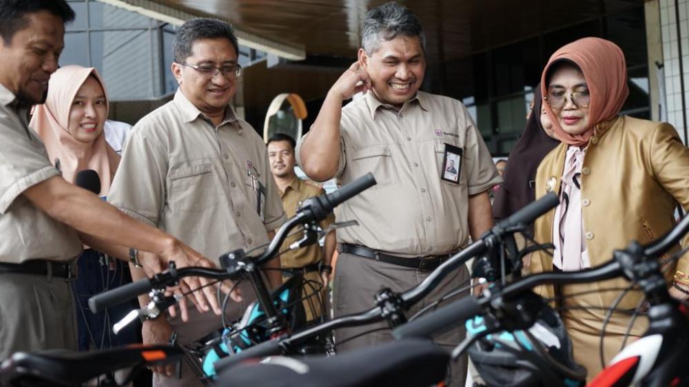 Peduli Lingkungan, Badak LNG Salurkan Bantuan Senilai Rp 595 Juta Lebih