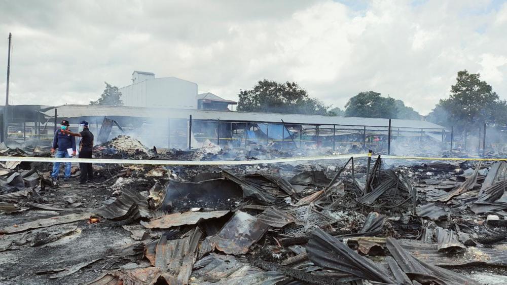 Pasar Loktuan Bontang Diduga Sengaja Dibakar, Polisi Olah TKP