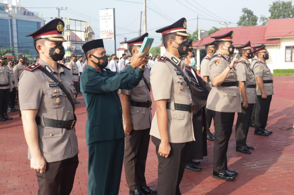 Mutasi di Polres Bontang, Wakapolres Hingga Kasat Reskrim Berganti
