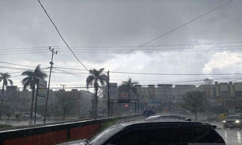 Warga Kaltim dan Kalsel Perlu Bersiap, Hujan Diprakirakan Guyur Samarinda
