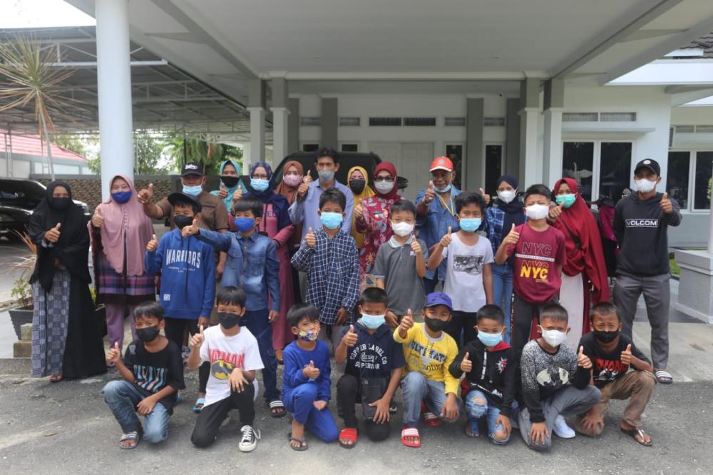 Lepas Kontingen SSB Kompak Bontang, Wawali Najirah Bagi 5 Kunci Keberhasilan 