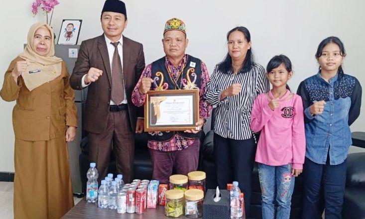 Getir Perjuangan 14 Tahun, Tokoh Adat Benuaq Telimuk Diganjar Kalpataru