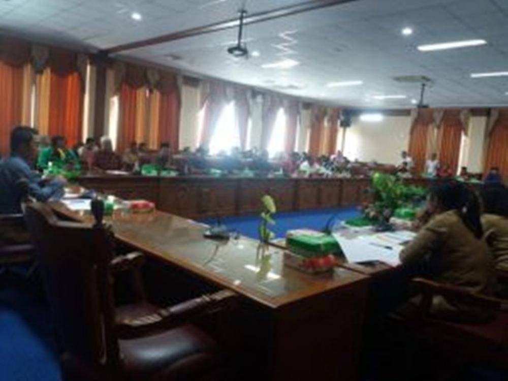 DPRD Kutim Anggap PHK yang Dilakukan PT AE Tidak Sah