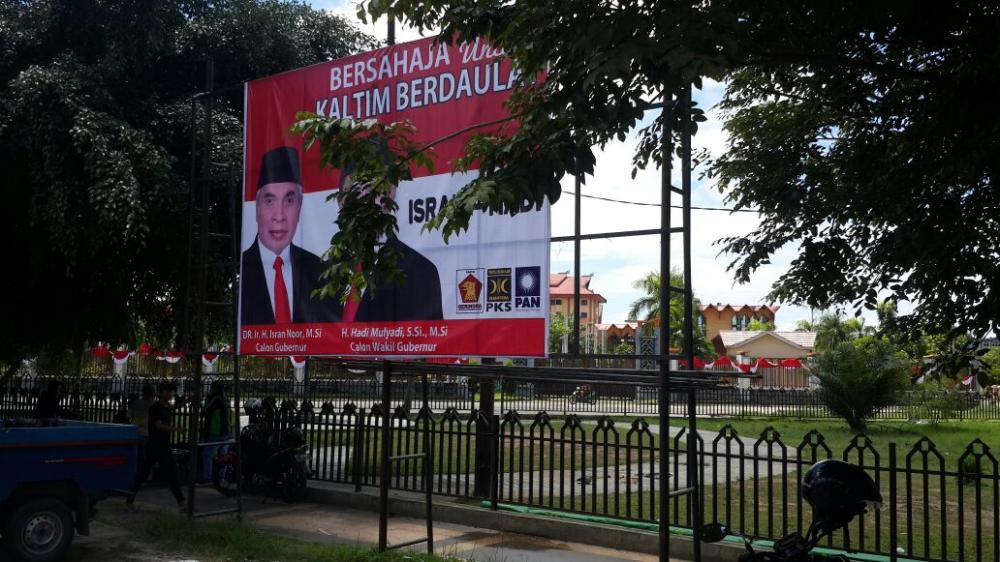 Baliho Isran-Hadi di Kantor DPRD Kaltim Tuai Sorotan