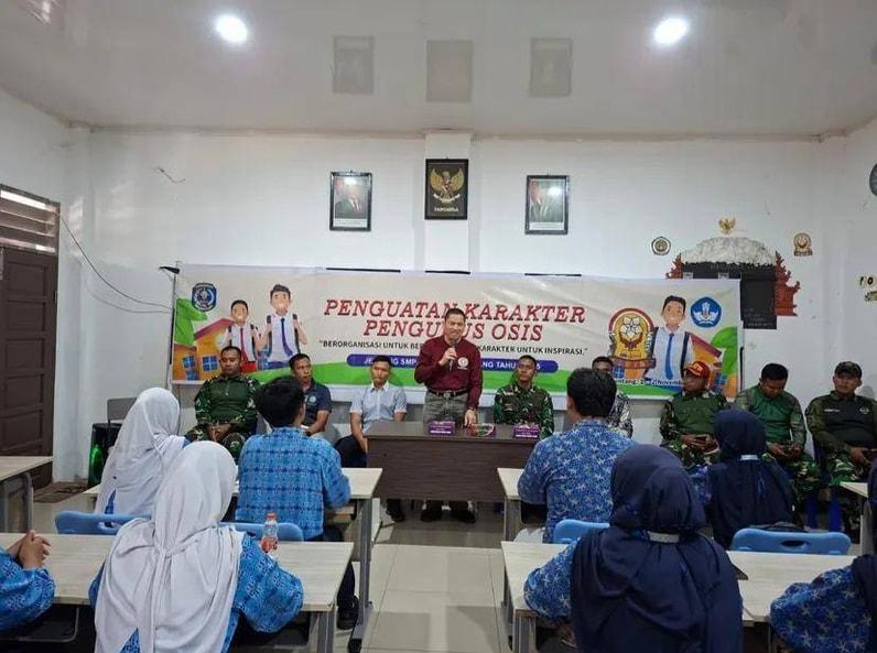 Disdikbud Bontang Dorong Pengurus OSIS Jadi Pemimpin Muda Lewat Pelatihan Karakter