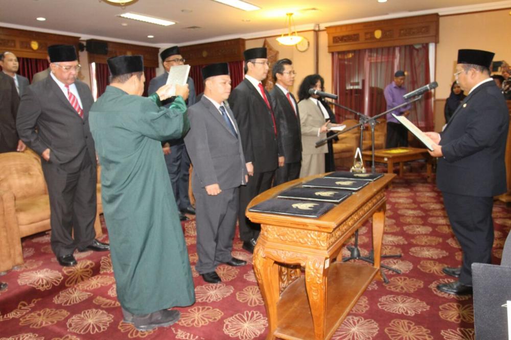Jabatan Humas dan Protokol Lowong, Bupati Ismunandar Lantik 4 Pejabat Eselon