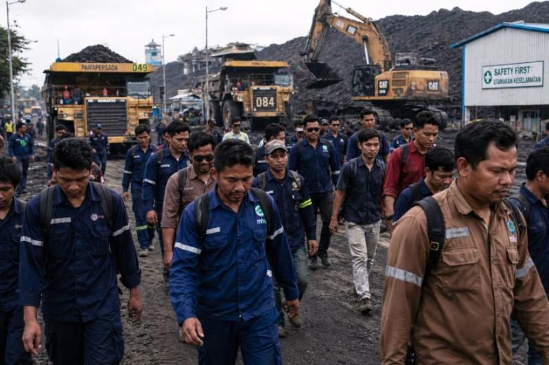Badai PHK Tambang Terjang Samarinda: Ratusan Buruh Kehilangan Kerja
