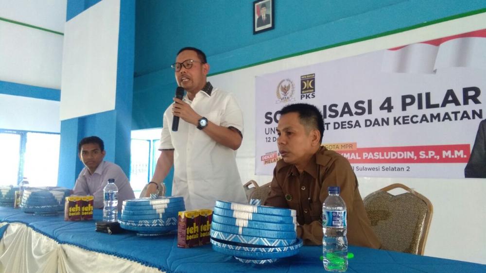 Sosialisasi 4 Pilar,  Anggota DPR Andi Akmal Pasluddin Sambangi Kampus di Bone