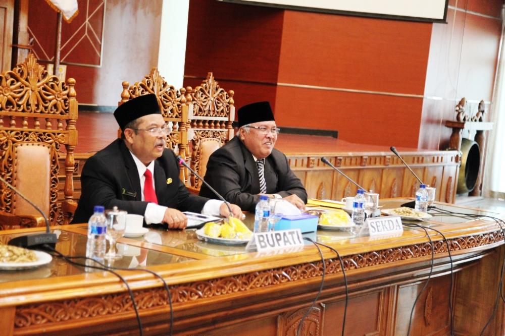 Bupati Kutim Ismunandar: Setiap OPD Harus Profesional dalam Pelayanan