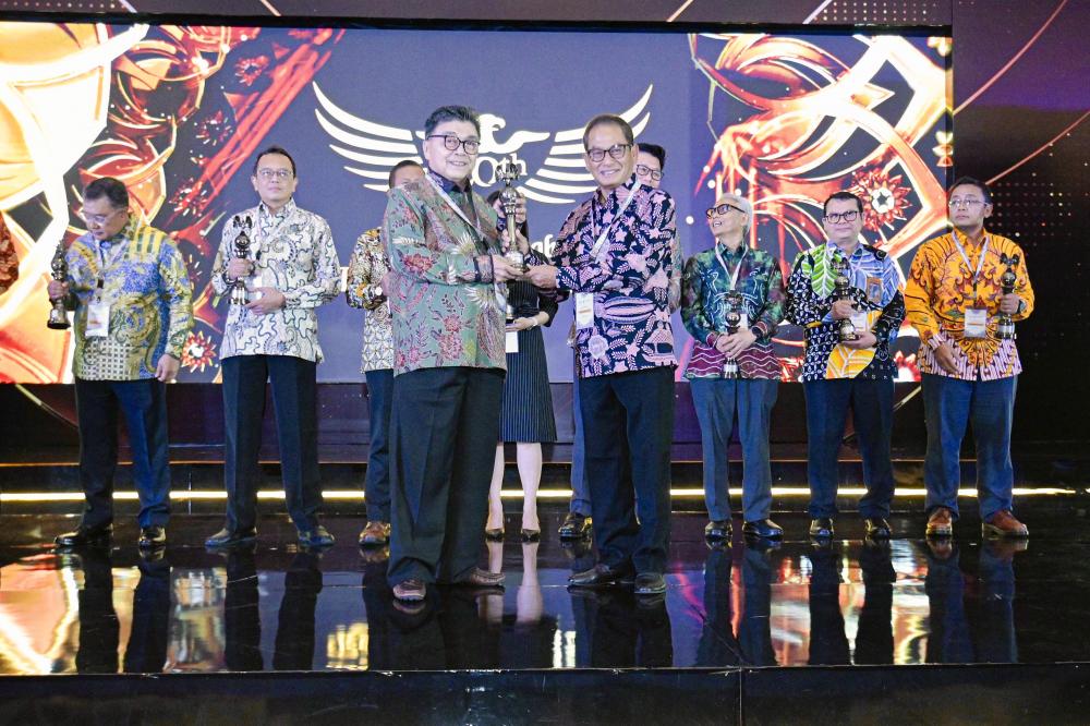 Kembali Raih Predikat Platinum ASSRAT 2024, Bukti Komitmen Pupuk Kaltim terhadap Pembangunan Berkela