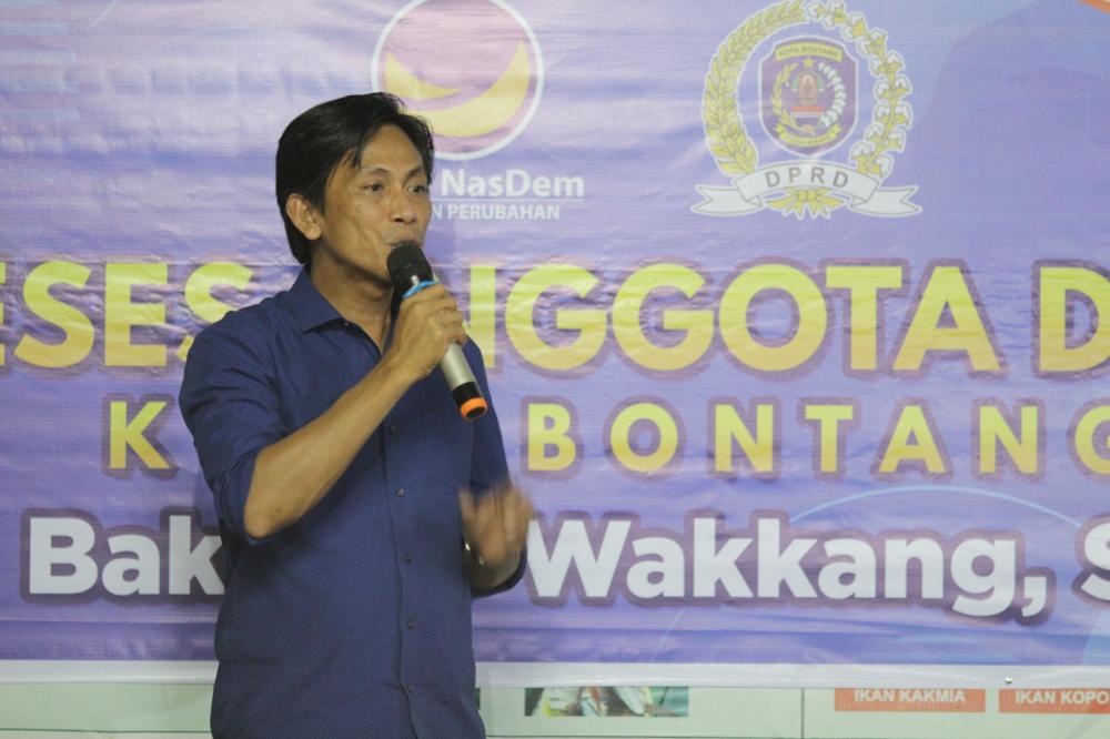 Gelar Reses, Bakhtiar Wakkang Tampung Aspirasi Warga Tanjung Laut Indah