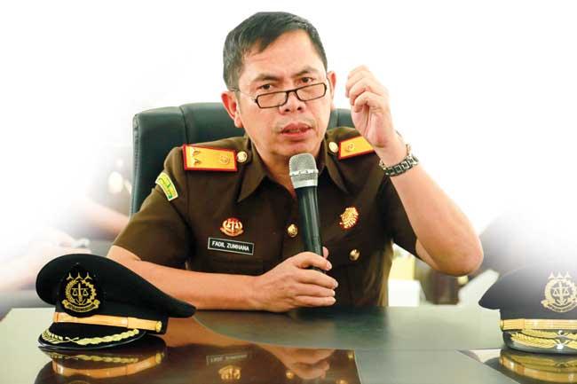 Periksa Isran Noor dan Kasmidi Bulang, Kajati:  Kalau Diperiksa, Ini Pasti Ada Masalah