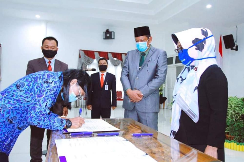 Wali Kota Bontang Lantik 208 CPNS Jadi PNS